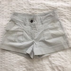 HL white and grey stripes shorts